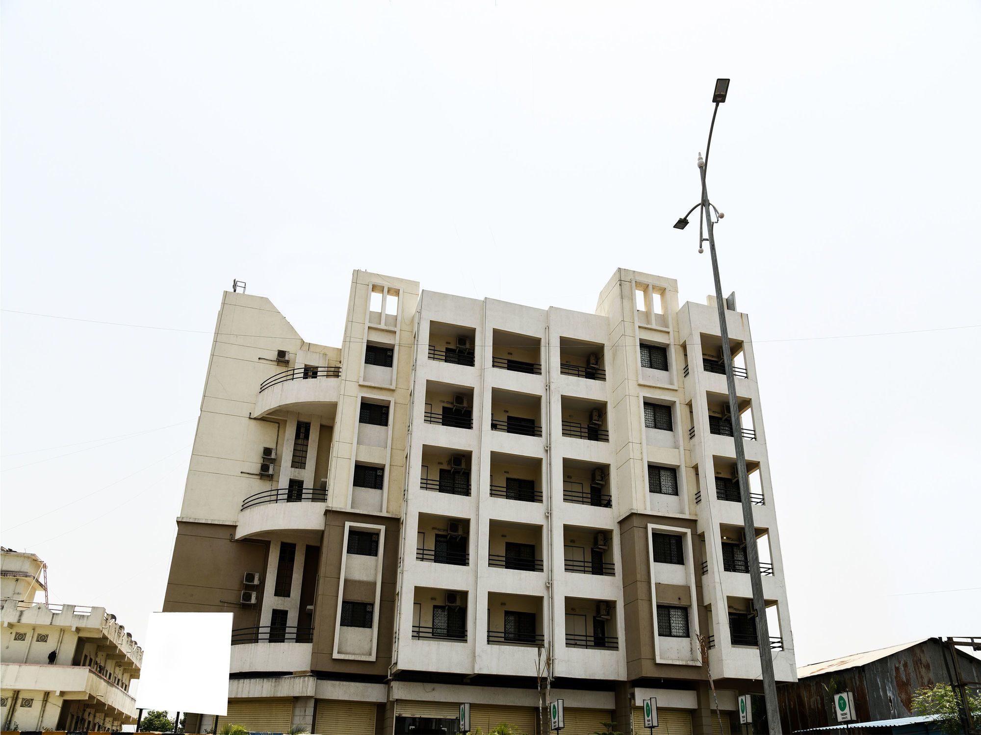 Fabhotel Ornate Pimpri-Chinchwad Buitenkant foto