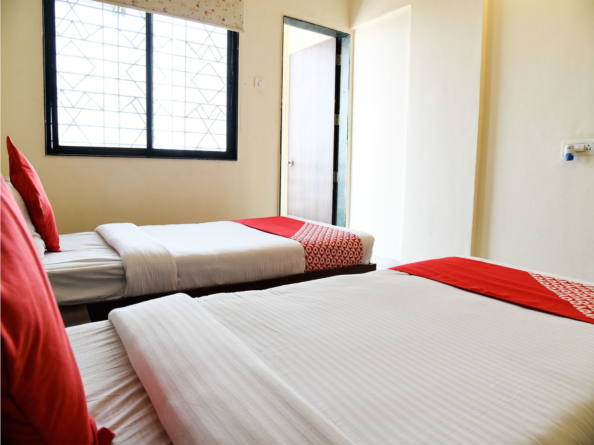 Fabhotel Ornate Pimpri-Chinchwad Buitenkant foto